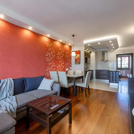Apartamenty Baltyckie - Bulwar Portowy - Widok Na Port, Centrum, Najlepsza Lokalizacja W Ustce Ustka Room photo